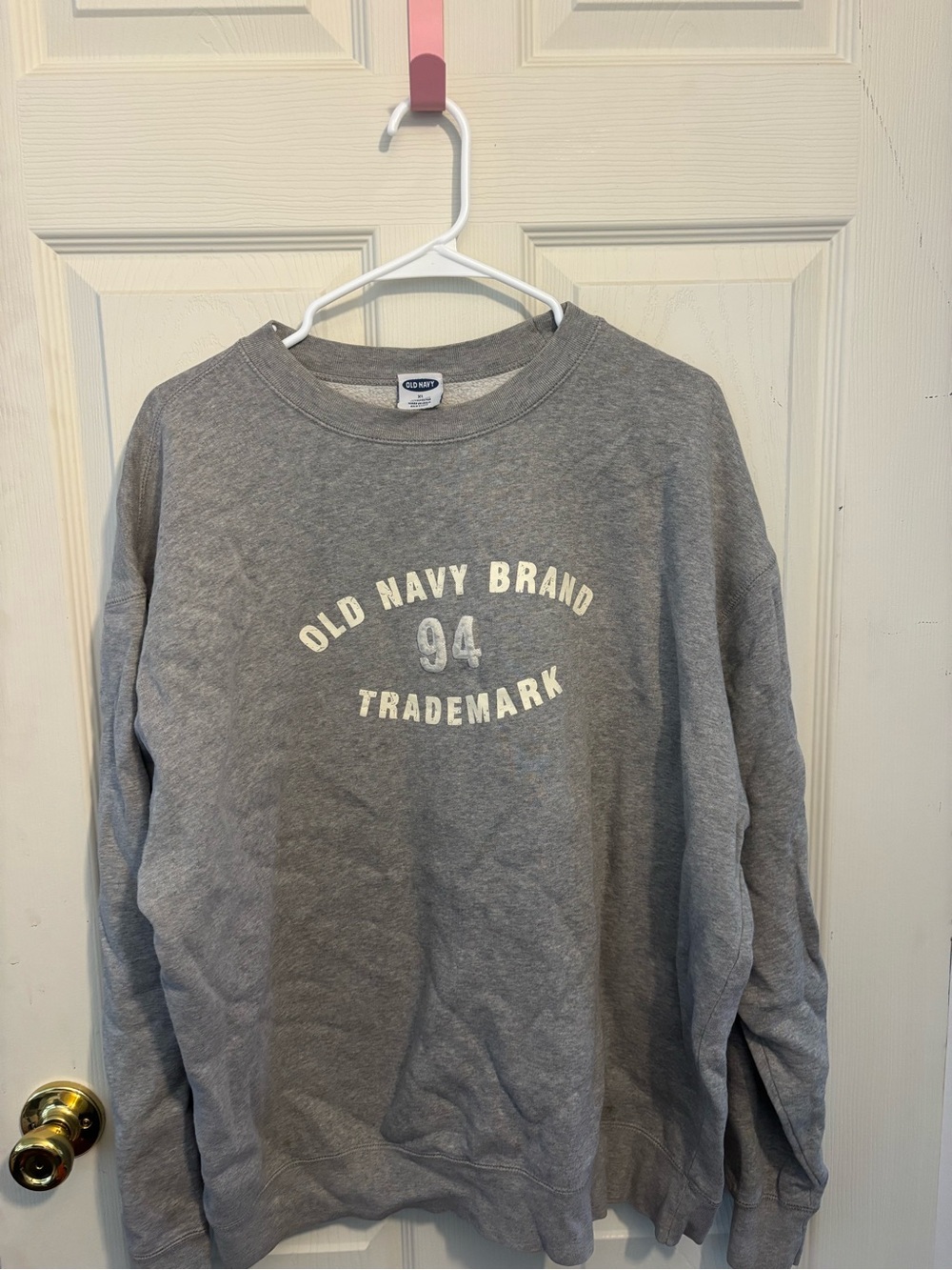 Old Navy Gray Crewneck Sweatshirt - 94 Trademark XL